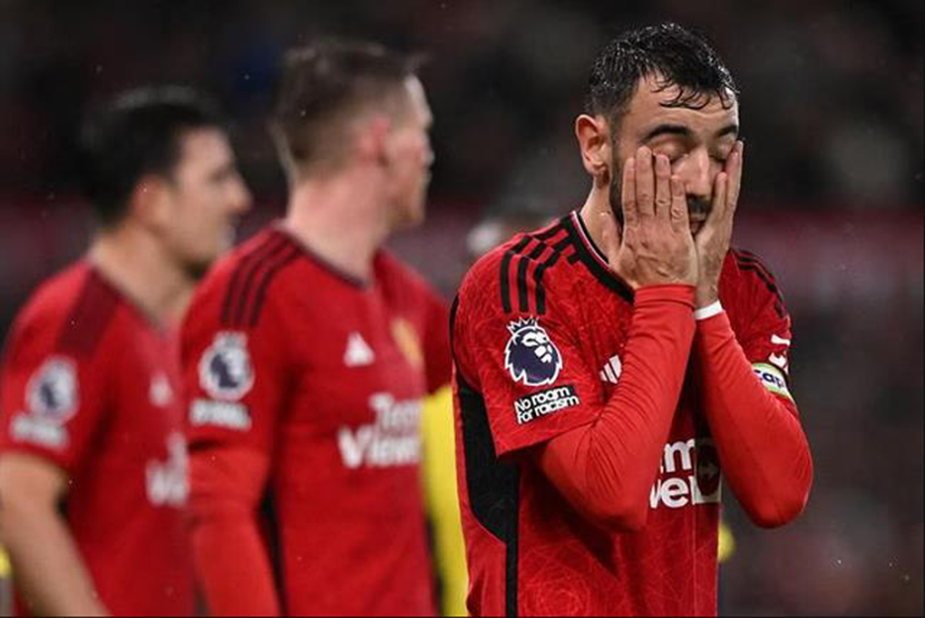 Man Utd hứng chịu đòn đau sau trận thua đậm Bournemouth - 2 Man Utd hứng chịu đòn đau sau trận thua đậm Bournemouth - 2