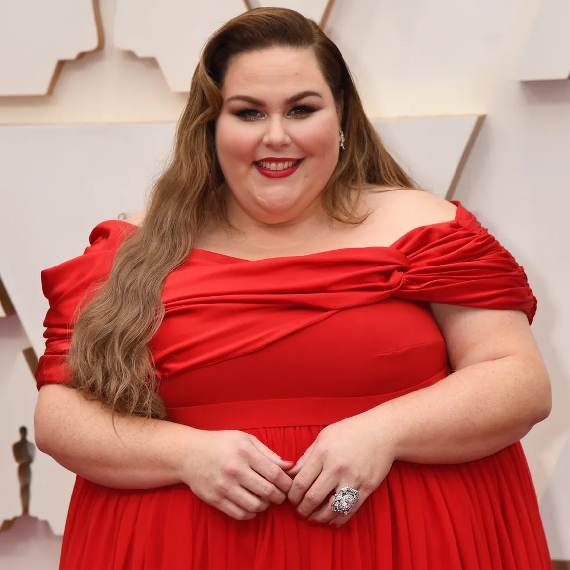 Nặng hơn 100 kg, Chrissy Metz tuyên bố đồ ăn là hạnh phúc - 1 Nặng hơn 100 kg, Chrissy Metz tuyên bố đồ ăn là hạnh phúc - 1