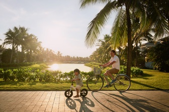 Tận hưởng kỳ nghỉ cuối năm bên gia đình tại Danang Marriott Non Nuoc Beach Villas