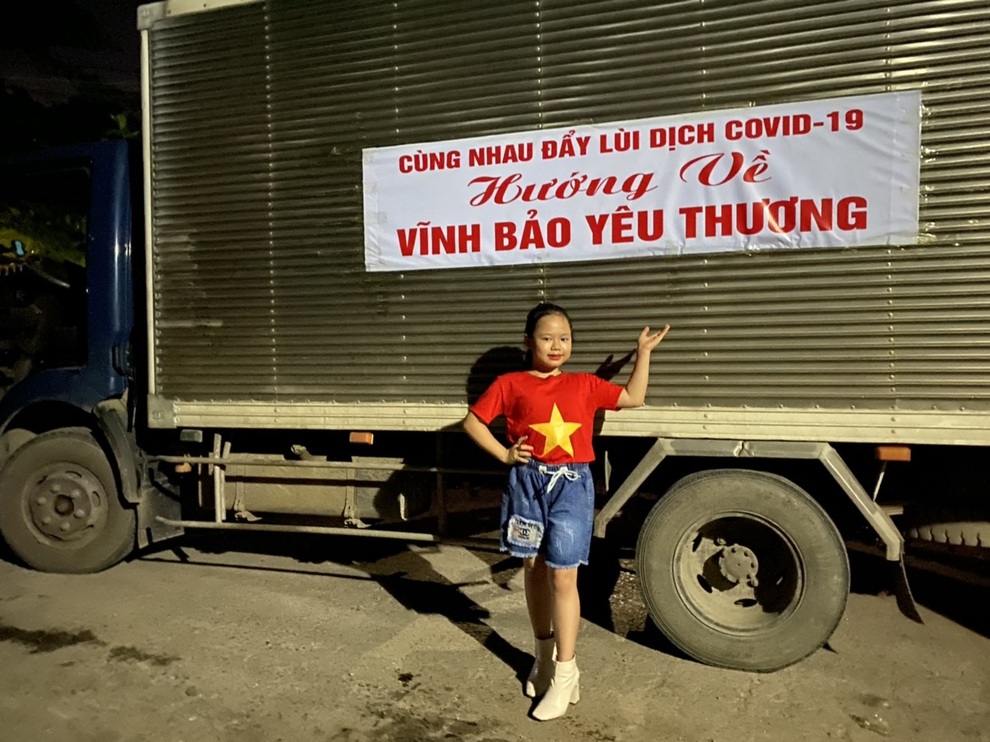Á hậu nhí từng lên sóng VTV đòi mẹ cát-sê ủng hộ Hải Phòng chống Covid-19 - 1 Á hậu nhí từng lên sóng VTV đòi mẹ cát-sê ủng hộ Hải Phòng chống Covid-19 - 1