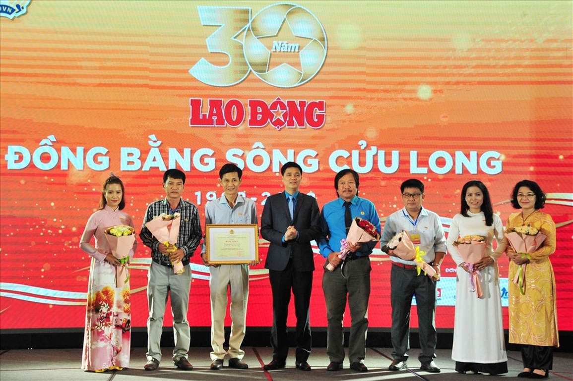 Báo Lao Động kỷ niệm 30 năm thành lập Văn phòng ĐBSCL - 1 Báo Lao Động kỷ niệm 30 năm thành lập Văn phòng ĐBSCL - 1
