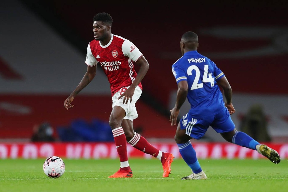 Vardy tỏa sáng, Leicester gieo sầu cho Arsenal - 3