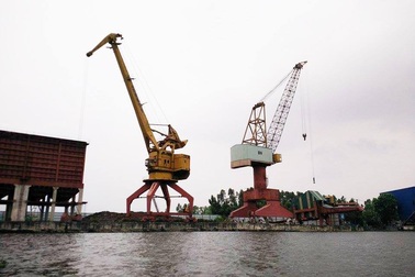 Cận cảnh những công trình “khủng” vi phạm pháp luật đê điều của các “ông lớn” Ninh Bình!