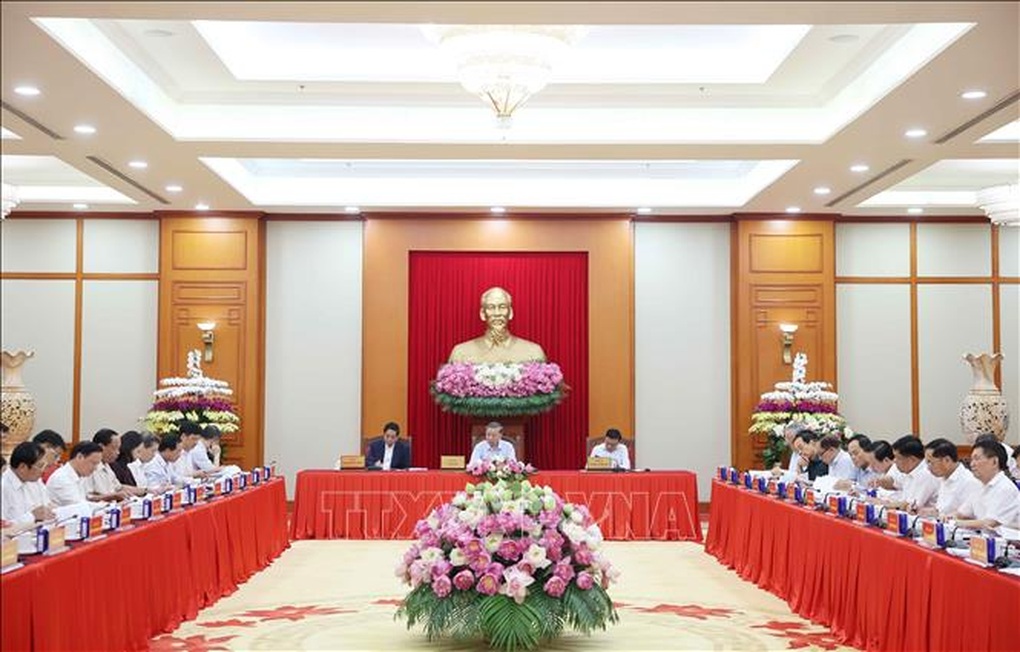 Tổng Bí thư: “Tránh đề ra quá nhiều dự án nhưng nguồn lực không đáp ứng” - 2 Tổng Bí thư: “Tránh đề ra quá nhiều dự án nhưng nguồn lực không đáp ứng” - 2