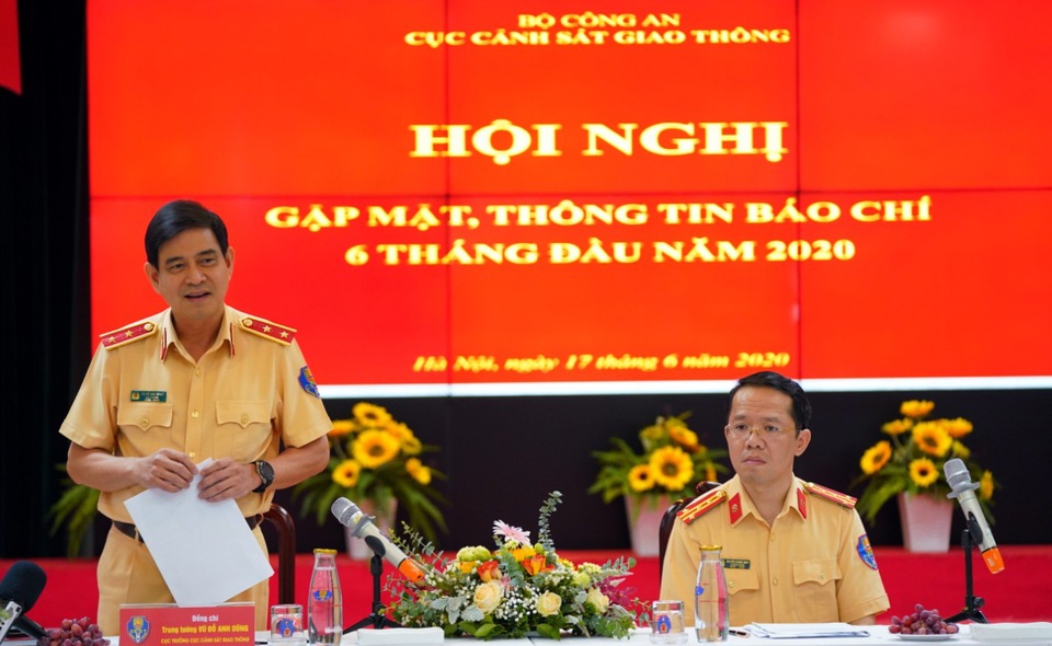 20.000 tài xế “ma men” bị xử lý trong một tháng tổng kiểm soát phương tiện - 2 20.000 tài xế “ma men” bị xử lý trong một tháng tổng kiểm soát phương tiện - 2