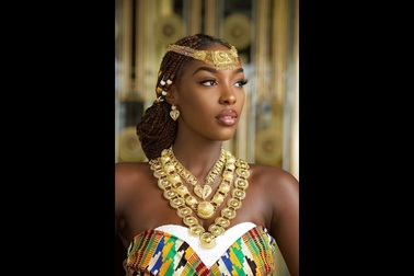 Cận cảnh nhan sắc cá tính của Á hậu Olivia Yace