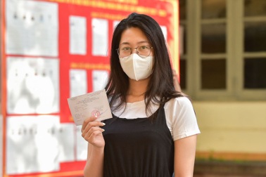 Gần 800 sinh viên ở ký túc xá Bách khoa Hà Nội rộn ràng trong ngày bầu cử