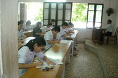 Giấy chứng nhận tốt nghiệp không dán ảnh có hợp lệ? 