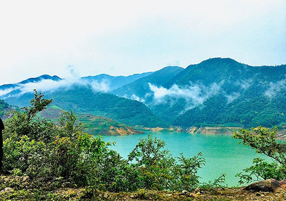 Lên Sơn La săn mây, tắm khoáng, ngắm ruộng bậc thang mùa nước đổ - 8 Lên Sơn La săn mây, tắm khoáng, ngắm ruộng bậc thang mùa nước đổ - 8