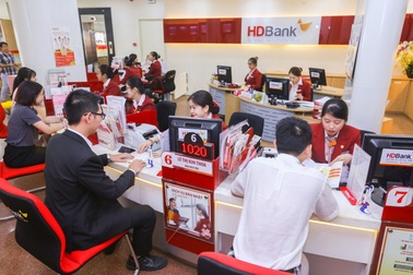 Lợi nhuận quý III của HDBank tăng 51% so với cùng kỳ, nợ xấu chỉ 1,1%