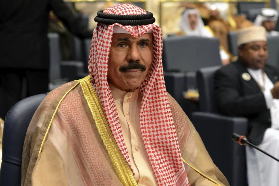 امیر کویتی 86-1 سال کی عمر میں انتقال کر گئے۔ Tiểu vương Kuwait qua đời ở tuổi 86 - 1