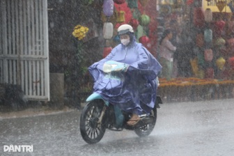 Trung Bộ tiếp tục có mưa to đến rất to, miền Bắc trời lạnh