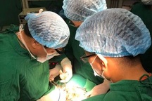 Trẻ hóa bệnh người già: Mắc ung thư tuyến giáp di căn khi mới 3 tuổi