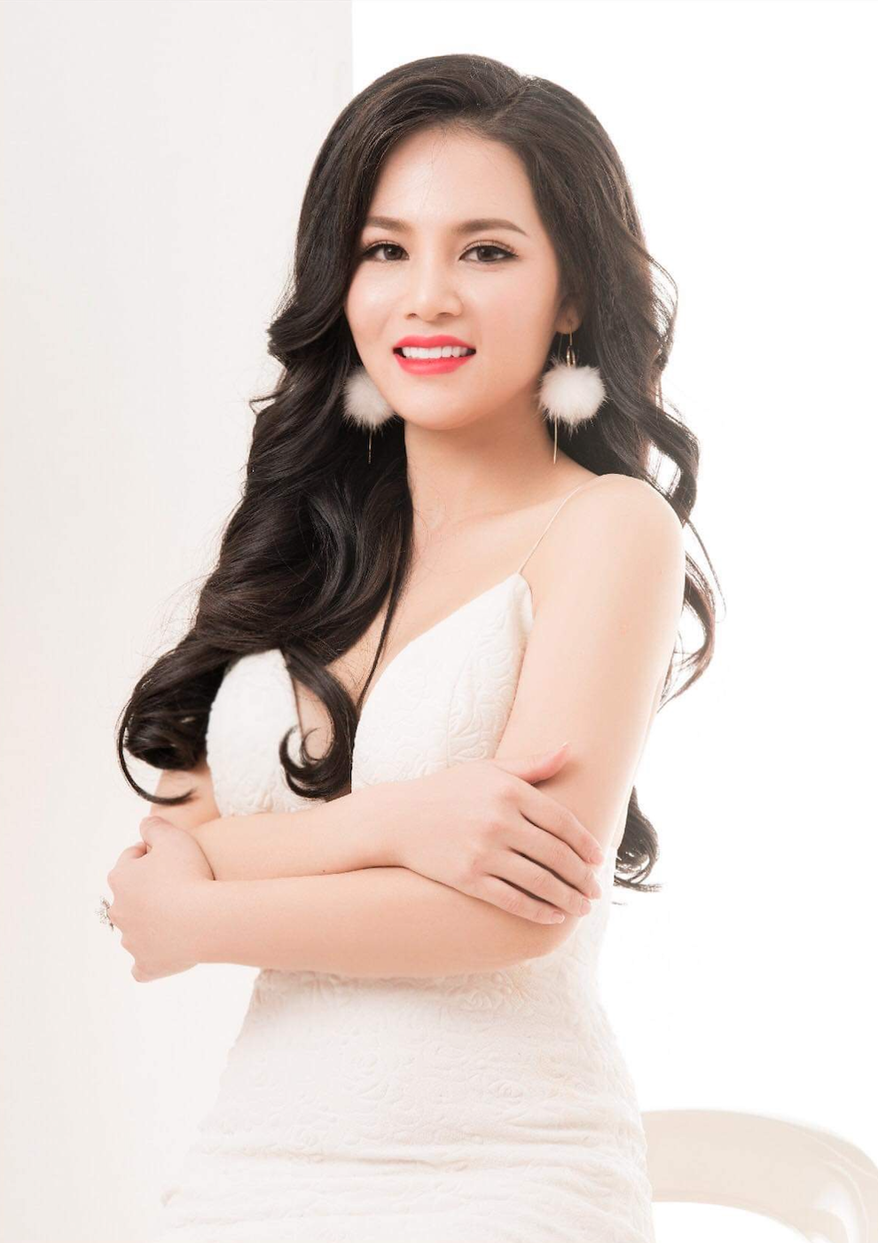 Ca sĩ Mai Thương nghẹn ngào hát về mẹ - 2 Ca sĩ Mai Thương nghẹn ngào hát về mẹ - 2