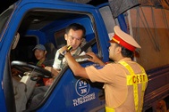 Từ hôm nay, phạt đến 18 triệu đồng tài xế có hơi men