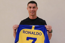 C.Ronaldo ký hợp đồng với CLB mới, hưởng mức lương siêu "khủng"