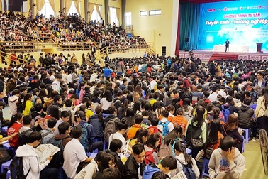 Hơn 5.000 học sinh dự tư vấn tuyển sinh - hướng nghiệp 2018