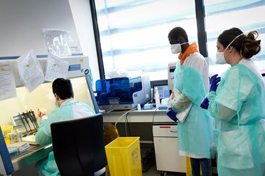 Nhà dịch tễ học nói về kịch bản diễn biến xấu nhất của Covid-19