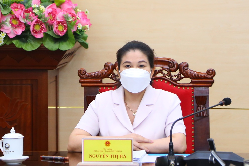 Khoảng 30 % đại biểu Quốc hội, Hội đồng nhân dân các cấp là nữ giới - 1