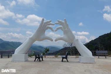 Xã đặc biệt khó khăn chi 480 triệu đồng làm 2 bàn tay: Nhiều thiếu sót