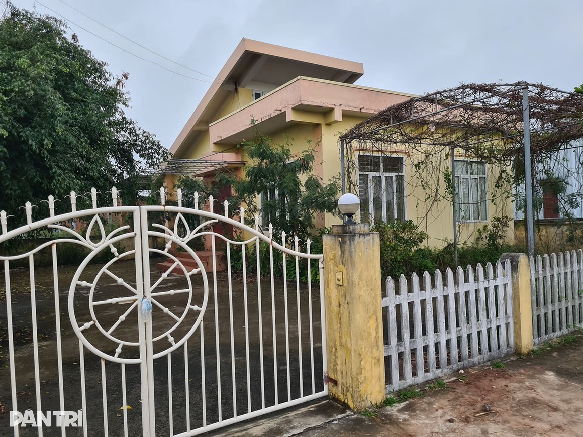 Cận cảnh biệt thự bỏ hoang tại dự án được kỳ vọng bậc nhất tại Quất Lâm - 15 Cận cảnh biệt thự bỏ hoang tại dự án được kỳ vọng bậc nhất tại Quất Lâm - 15