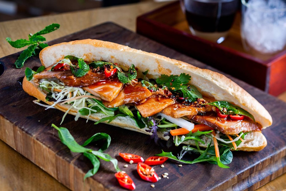 Bánh mỳ Việt trở thành món ăn biểu tượng ở thành phố lớn tại New Zealand - 2 Bánh mỳ Việt trở thành món ăn biểu tượng ở thành phố lớn tại New Zealand - 2