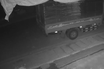 Tông ô tô đỗ bên đường, 3 thanh thiếu niên tử vong