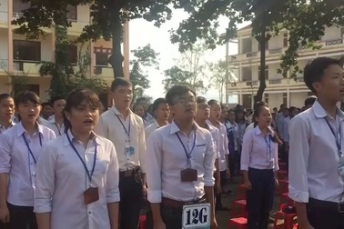 Trao Bằng khen cho học sinh dũng cảm cứu người