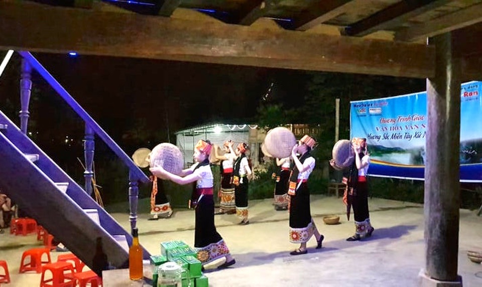 Công nhận 3 điểm du lịch cộng đồng ở miền Tây xứ Nghệ - 1 Công nhận 3 điểm du lịch cộng đồng ở miền Tây xứ Nghệ - 1