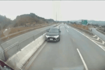 Nữ tài xế bị phạt 35 triệu đồng vì đi ngược chiều cao tốc Nội Bài - Lào Cai