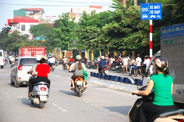 Hà Nội: Đi sai làn đường sẽ bị xử lý nghiêm