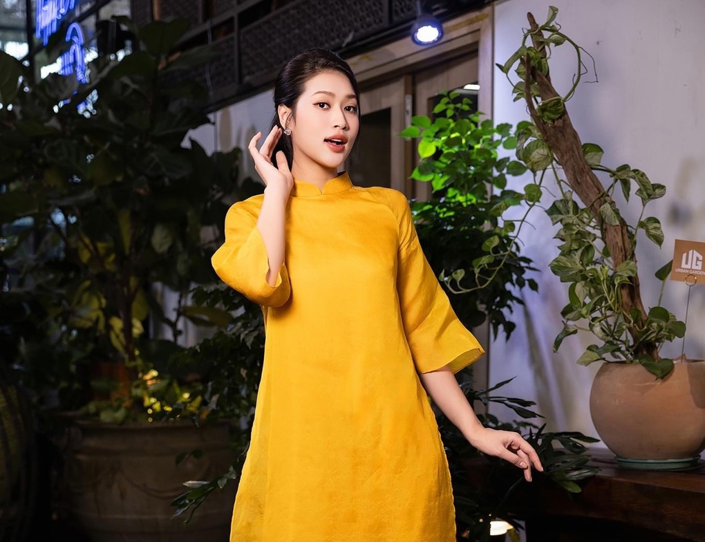 Mỹ nhân tuổi Thìn ăn Tết: Người áp lực giữ dáng, người tặng nhà cho cha mẹ - 7 Mỹ nhân tuổi Thìn ăn Tết: Người áp lực giữ dáng, người tặng nhà cho cha mẹ - 7