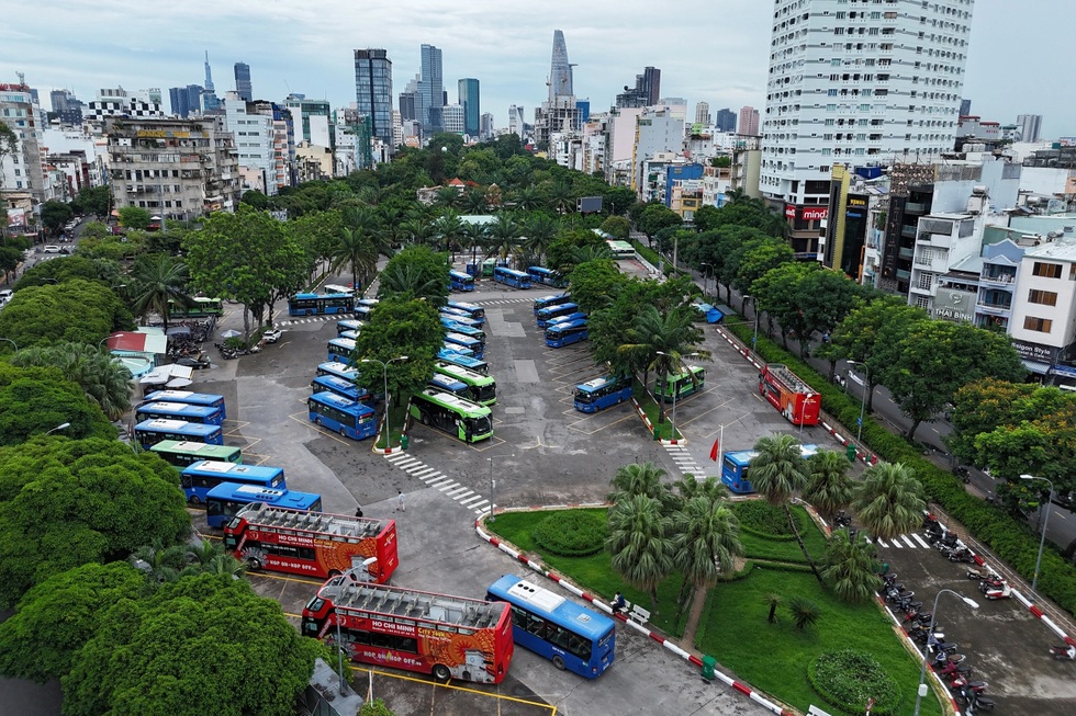 Đấu thầu xe buýt TPHCM: Cuộc cạnh tranh gay cấn