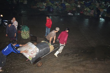 Kẽo kẹt phu đêm