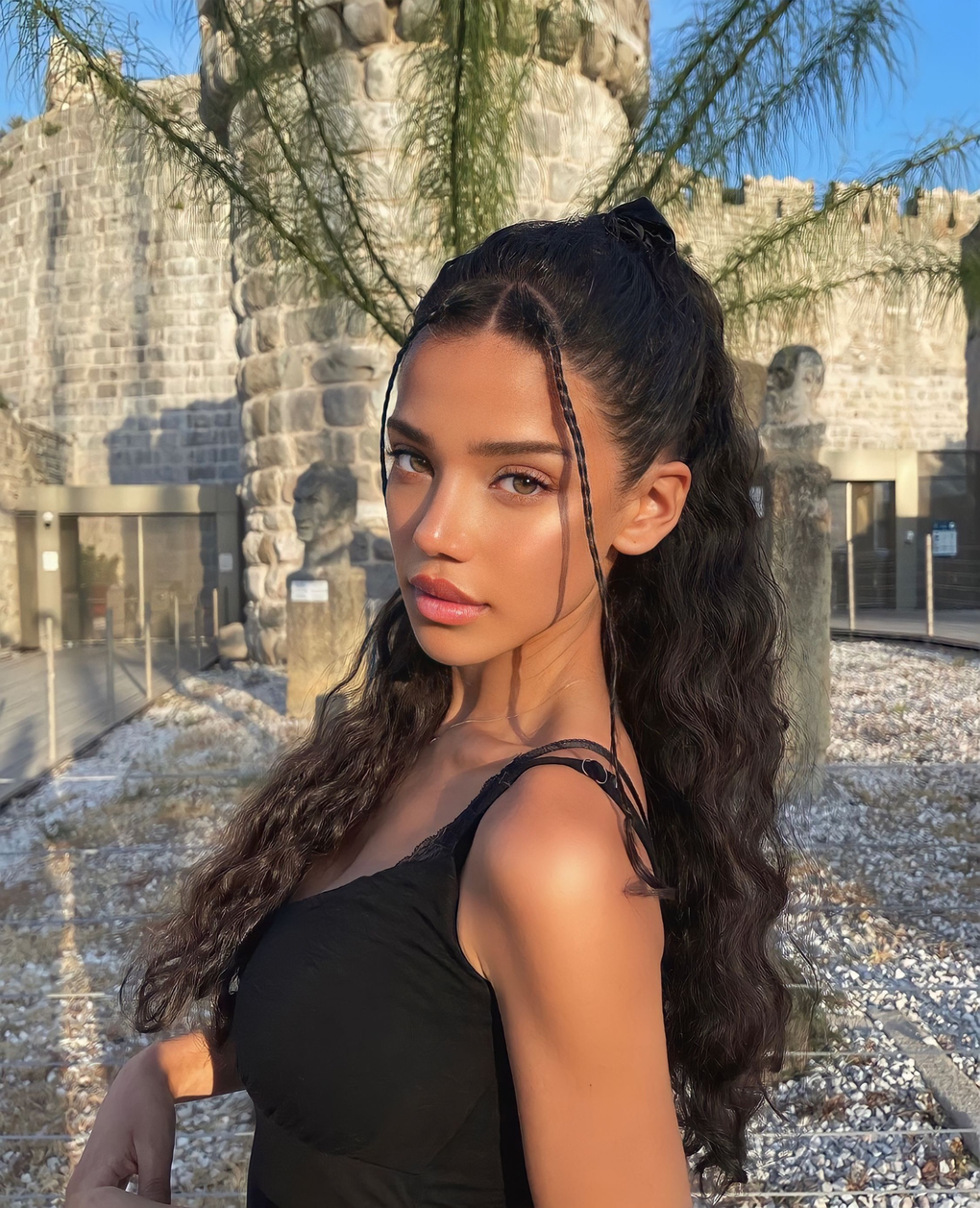 Hot girl Đức xinh đẹp, hát hay gây tiếc nuối khi trượt vai nàng tiên cá - 3 Hot girl Đức xinh đẹp, hát hay gây tiếc nuối khi trượt vai nàng tiên cá - 3