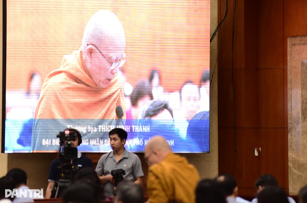 Phần lớn mạng xã hội nước ngoài né tránh khi được yêu cầu gỡ tin giả - 2