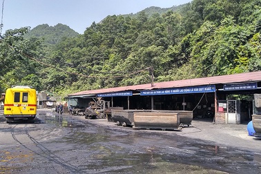 2 công nhân thiệt mạng, 3 người bị thương trong vụ cháy lò than