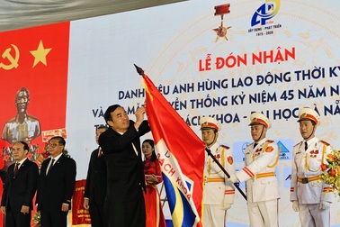 Trường ĐH Bách khoa Đà Nẵng đón danh hiệu Anh hùng lao động thời kỳ đổi mới