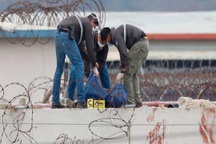 Bạo loạn nhà tù làm 68 người chết ở Ecuador