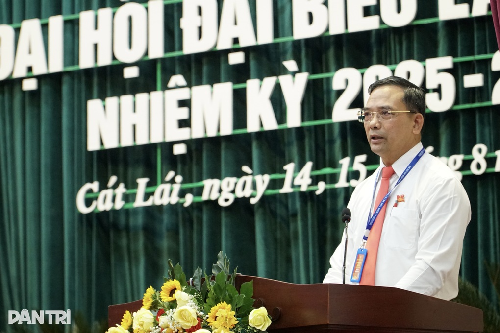 Nguyên Phó chủ tịch UBND TP Thủ Đức làm Bí thư phường Cát Lái - 3 Nguyên Phó chủ tịch UBND TP Thủ Đức làm Bí thư phường Cát Lái - 3