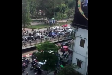 Thêm trường hợp quay đầu xe trên cầu