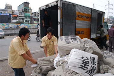 Lo hàng không độc quyền: Bưu chính muốn sắm máy bay riêng