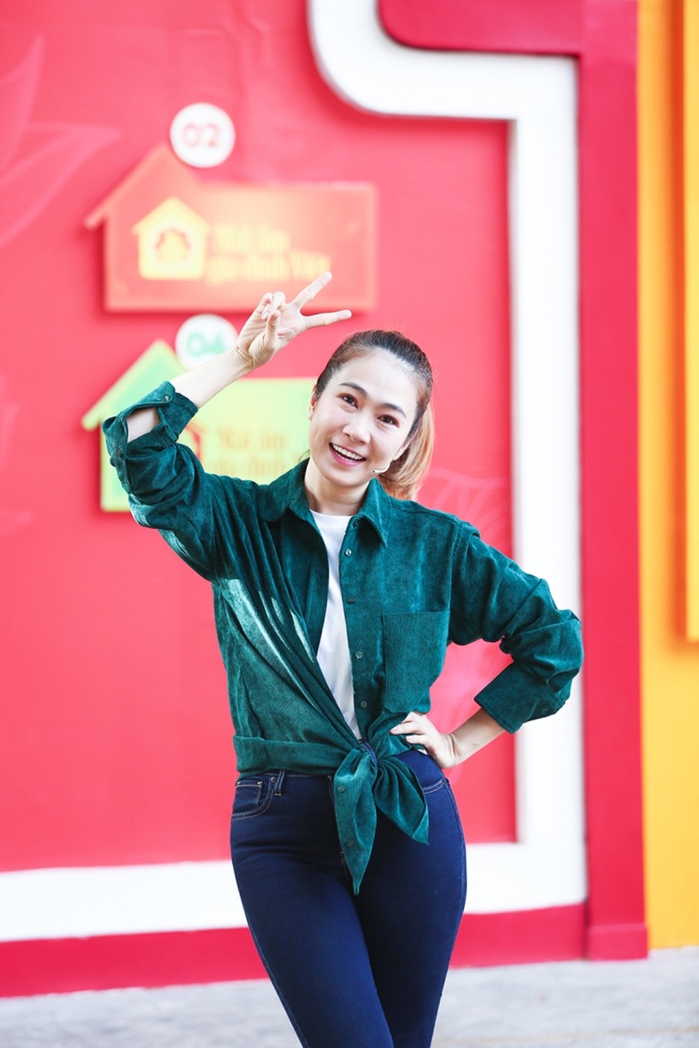 Thanh Thảo Hugo: Tuổi thơ nghèo khó, hôn nhân viên mãn bên chồng doanh nhân - 4 Thanh Thảo Hugo: Tuổi thơ nghèo khó, hôn nhân viên mãn bên chồng doanh nhân - 4