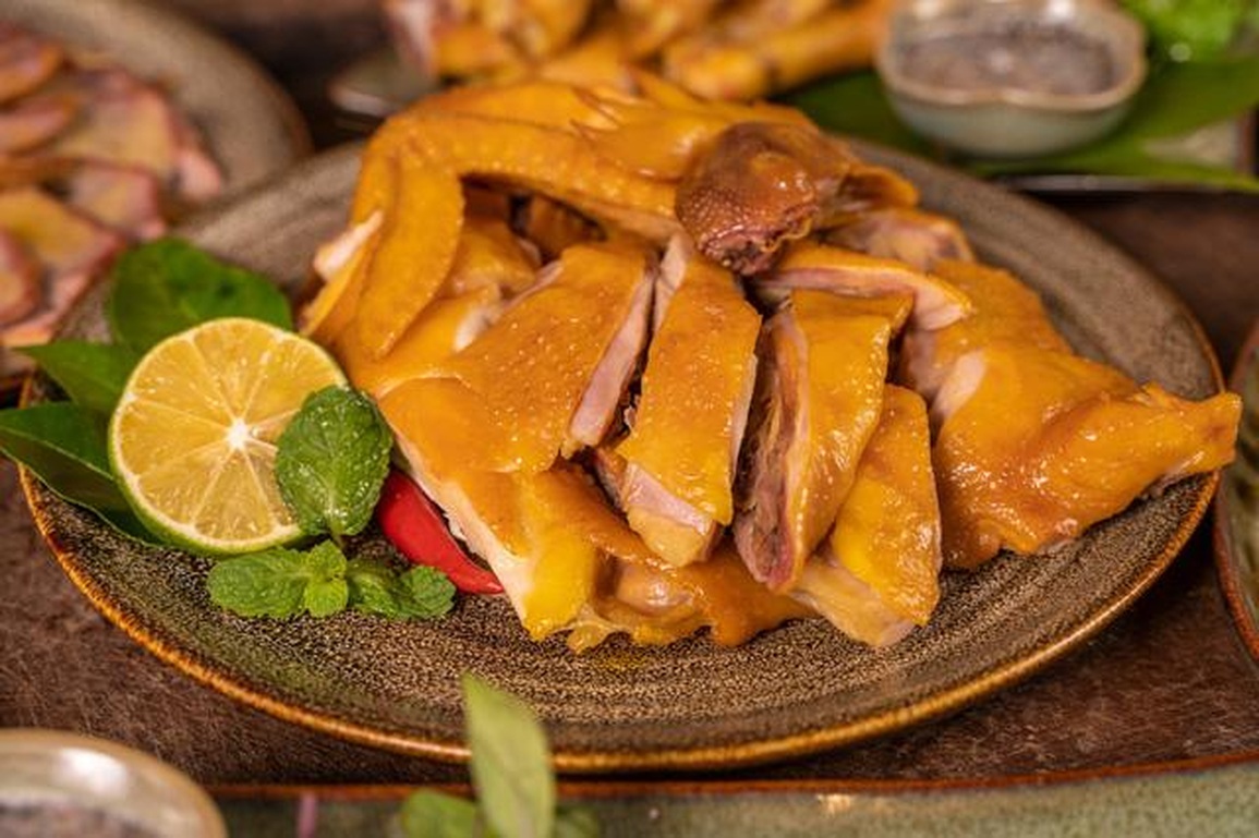 Thái Râu Food đạt cup Chắp cánh thương hiệu Việt sau 3 tháng ra mắt - 2 Thái Râu Food đạt cup Chắp cánh thương hiệu Việt sau 3 tháng ra mắt - 2