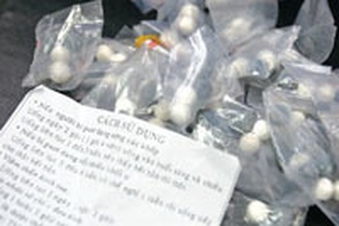 "Thuốc gia truyền" - Khó phân biệt thật giả!