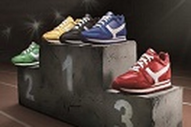 Lining với chương trình “WOW, ALL LINING” hòa cùng nhịp đập Euro Cup