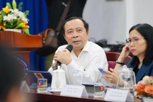 Giám đốc ĐH Quốc gia TPHCM kể thời lương 3 triệu, được cho 60 triệu đồng