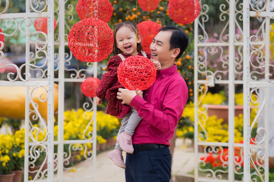 Mùa xuân đến trong nụ cười con! - 1 Mùa xuân đến trong nụ cười con! - 1