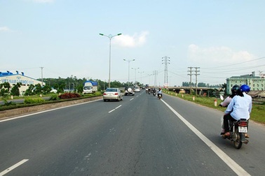 "Bêu tên" dự án BOT "chây ì" báo cáo tiền thu phí