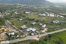 Làng Đá Kẹp mắc kẹt hàng chục năm vì dự án du lịch, sân golf chậm tiến độ